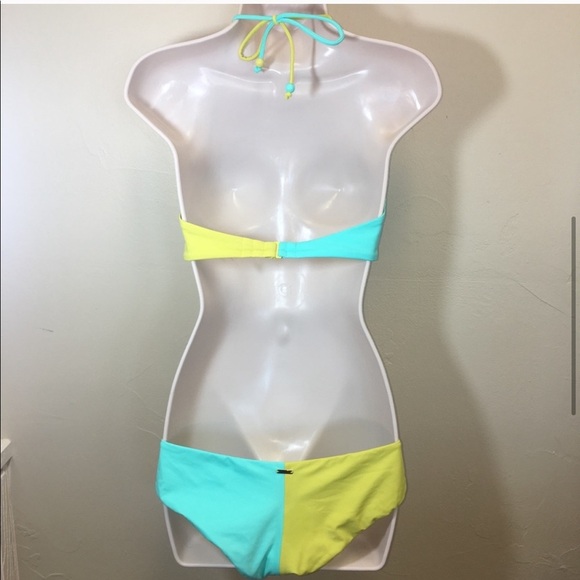 Victoria's Secret Swim Colorblock Bikini Set NWT - Picture 4 of 8